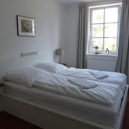 In Dornumersiel * Baabe